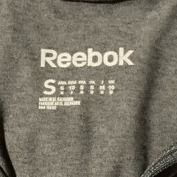NWT Reebok Top | Size S | Grey | Speedwick | Mock Turtle 1/4 Zip | Long Sleeves - Picture 2 of 8